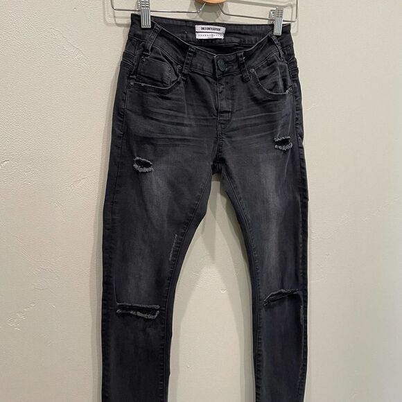 One Teaspoon Mid Waist Hoodlums Fitted Bow Leg Jeans - Size: 28 - Picture 5 of 11